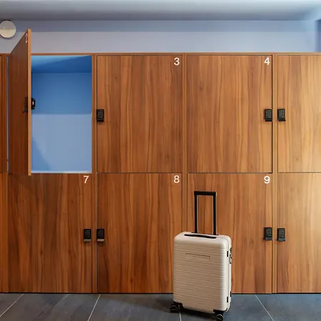 Numa Rotebuehlplatz 4*