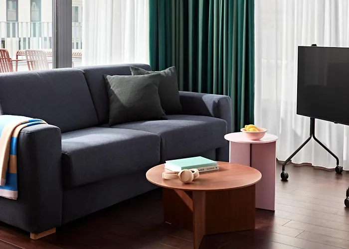 Numa Rotebühlplatz 4*