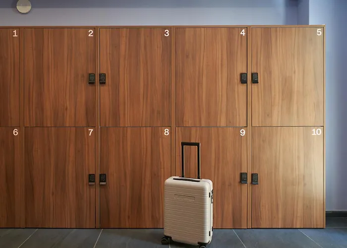 Numa Rotebühlplatz 4*